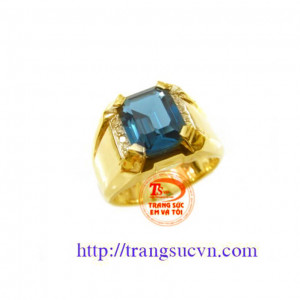 Nhẫn nam gắn đá topaz thiên nhiên hộ mệnh hợp nhất với người mệnh thủy, và mệnh mộc