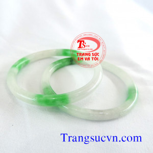 Cặp vòng ngọc cẩm thạch