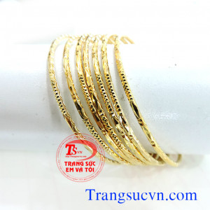 Vòng Tuần vàng tây