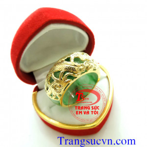 Bán Nhẫn cẩm thạch rồng vàng,Giá nhan cam thach rong vang có kiểm định đá quý và vàng nhẫn cẩm thạch rồng vàng,đặt nhan cam thach rong vang 10k,12k,14k,18k theo yêu cầu.chất lượng tốt nhấ