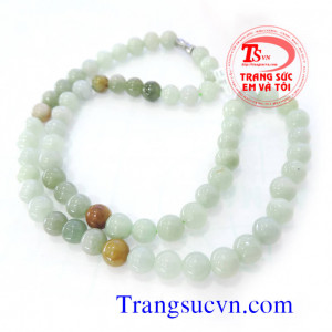 Chuỗi ngọc cẩm thạch tự nhiên,có giấy kiểm định Chuỗi ngọc cẩm thạch tự nhiên,giá bán chuoi vong ngoc cam thach,ngoc tu nhien