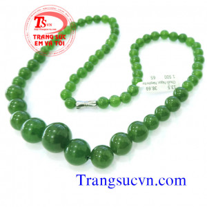 Vòng cổ ngọc nephrite