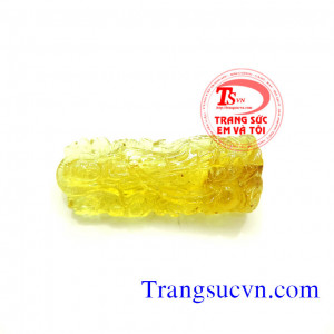 Đá Berin vàng tạc tượng