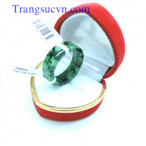 Nhẫn phỉ thúy nam,Nhẫn ngọc jadeite thiên nhiên Nhẫn,Ngọc,Phỉ,Thúy,nhan,ngoc,phi,thuy,ngọc jadiet,nhan,ngọc,nam,jade,đá,quý,phong,thủy,thiên,nhiên,đá,quý,tự,nhien/Có giấy kiểm định: Đảm bảo chất lượng,Hàng cao cấp