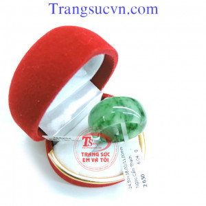 Nhẫn cẩm thạch đẹp
