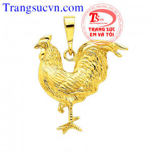 Gà trống vàng mặt dây