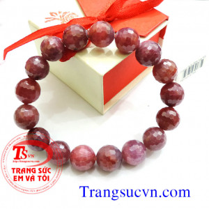 Vòng tay ruby facet