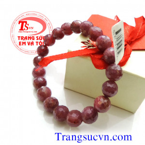 Đá ruby thiên nhiên