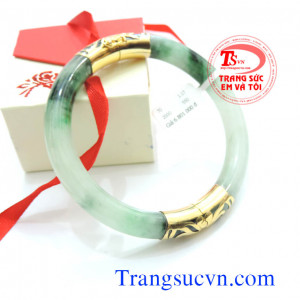 Vòng cẩm thạch bọc vàng