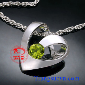mặt dây chuyền đá peridot mệnh hỏa