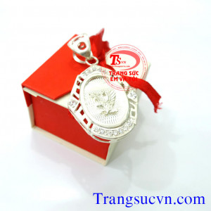 Mặt dây chuyền bạc