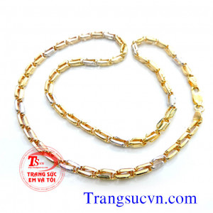 Dây chuyền vàng tây nam được sản xuất từ vàng tây 10k bền đẹp.