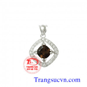 Mặt dây chuyền vàng