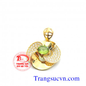 Mặt dây đá peridot thiên nhiên