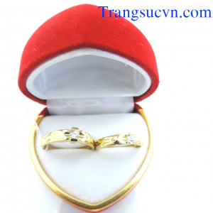 Nhẫn đôi vàng tây