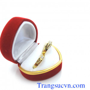 Nhẫn cưới vàng tây đẹp