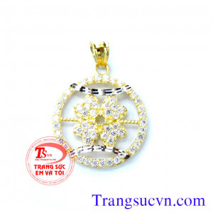 Mặt dây nữ vàng