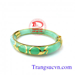 Vòng cẩm thạch bọc vàng