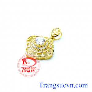 Mặt dây chuyền vàng tây đá