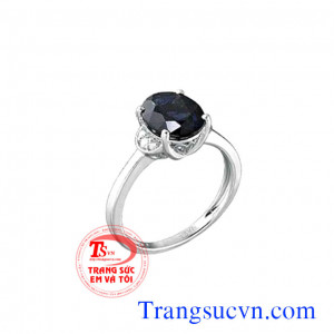 Nhẫn nữ đá saphir vàng trắng