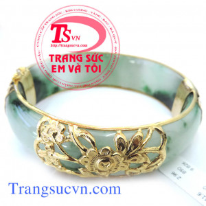 Vòng ngọc cẩm thạch bọc hoa mẫu đơn