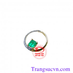Mặt dây emerald điệu,Bán mặt dây emerald thiên nhiên,có giấy kiểm định đá emerald và vàng,giá đá quý emerald tốt,đặt mặt dây chuyền vàng tây đính đá quý theo mệnh mộc,hỏa 