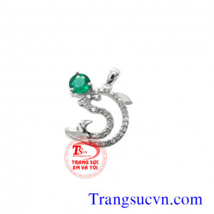 Mặt dây ca deo Emerald