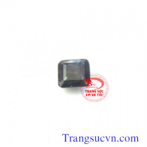 Mặt đá sapphire vuông góc, sapphire thiên nhiên 100%, bền đẹp, chất lượng, phù hợp làm mặt nhẫn, mặt dây chuyền đeo thời trang và tài lộc.