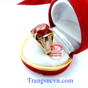 Nhẫn nam giá tốt   Loại sản phẩm: Nhẫn nam vàng tây  Thương Hiệu: Trang Sức Em Và Tôi  Loại vàng: Vàng tây 10k  - Trọng lượng vàng: ?  - Size tay: ?  Loại đá: Đá Tổng hợp.  - Số lượng: 01 Viên  Bảo hành: Có  Phạm vi bán: Toàn Quốc  Thanh toán: Thanh toán 