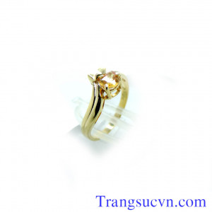 Nhẫn saphir vàng cho nữ đẹp