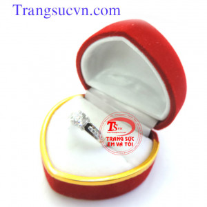 Nhẫn kim cương nhân tạo vàng trắng