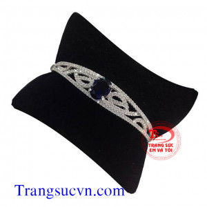 Vòng tay vàng trắng đính đá quý saphir