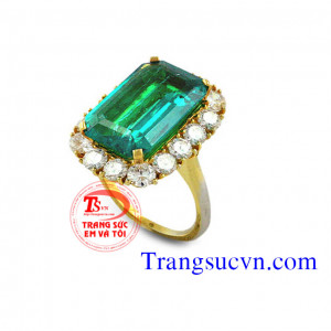 Nhẫn nữ emerald thiên nhiên