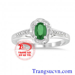 Nhẫn đính hôn vàng trắng