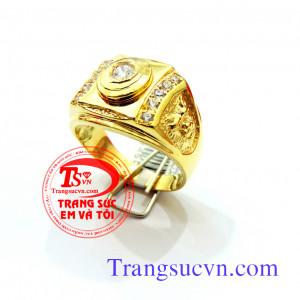 Chiếc nhẫn vàng nam