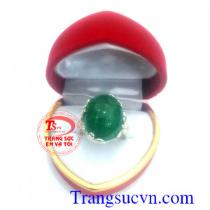 Nhẫn bạc mặt ngọc cẩm thạch thân nhẫn làm bằng bạc, bạc 92.5%Ag với độ cứng và sáng cao phù hợp cho nữ đeo ngón giữa