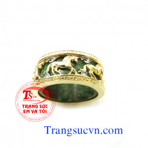 Nhẫn Ngọc bọc Ngựa tuổi ngọ