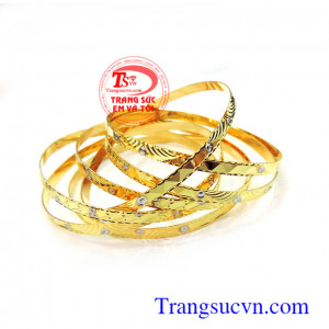 Vòng bộ vàng dành cho nữ với hàng trăm sản phẩm,vòng tay vàng cho nữ,vòng tay cưới,vòng tay đá quý