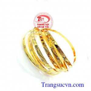 Vòng Tuần vàng tây