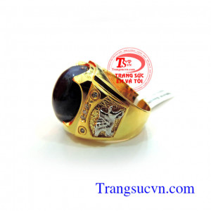 Nhẫn sapphire sọc vàng tây đẹp