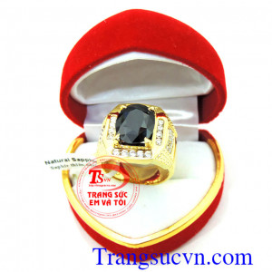 Nhẫn vàng nam sapphire đen thiên nhiên có kiểm định đá và vàng,bảo hành 1 năm,giao nhẫn toàn quốc,đặt nhẫn thiết kế 3D theo yêu cầu,nhẫn nam saphir