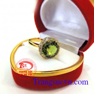Nhẫn nữ peridot tròn