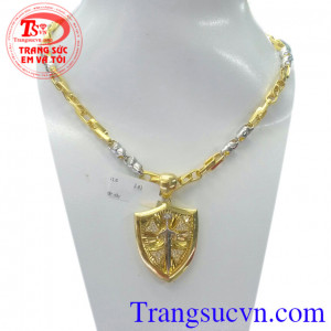 Mặt dây chuyền vàng khiên vàng kết hợp cùng mặt dây chuyền vàng tây,trang sức nam đẹp và sang trọng,bảo hành 6 tháng vàng đảm bảo