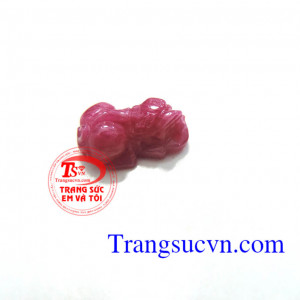 Tỳ hưu ruby thiên nhiên mặt nhẫn