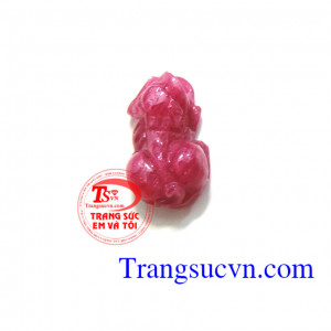 Tỳ hưu ruby thiên nhiên mặt nhẫn