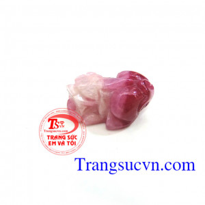 Tỳ hưu ruby độc Tỳ hưu Ruby có kiểm định đá quý sjc đem lại tài lộc may mắn, phú quý và thịnh vượng, phù hợp cho mạng Hoả, Thổ. Bán Tỳ Hưu Ruby thật