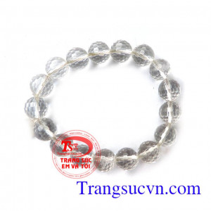 Vòng thạch anh trắng giác 10ly ban chiếc vòng thạch anh trắng vòng,bán toàn quốc,chất lượng chuổi đảm bảo chất lượng thạch anh tóc thiên nhiên,phù hợp đeo liên lục với độ cứng 7 sau kim cương có 3 nấc thang về độ cưng