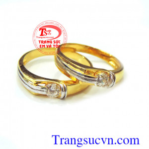 Thiết kế nhẫn cưới theo yêu cầu,miễn phí khắc tên và số vào nhẫn cưới. Nhẫn cưới vàng giá rẻ