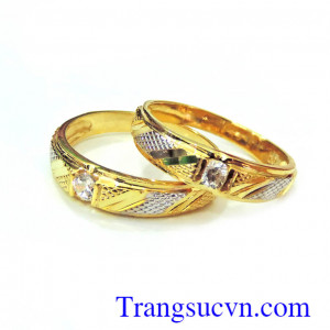 Bán Cặp nhẫn cưới vàng giá rẻ vàng tây cho ngày hạnh phúc ý nghĩa và hạnh phúc mãi mãi. 