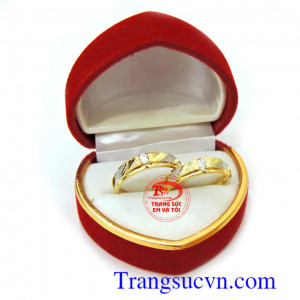Bảo hành uy tín, giao hàng toàn quốc. Cặp nhẫn cưới vàng giá rẻ
